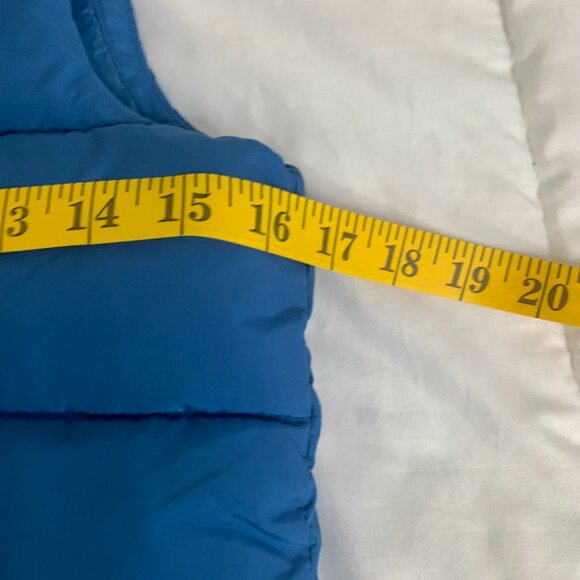 GAP Kids Blue Puffer Vest – Size Medium (8–9 Years) - Picture 11 of 11